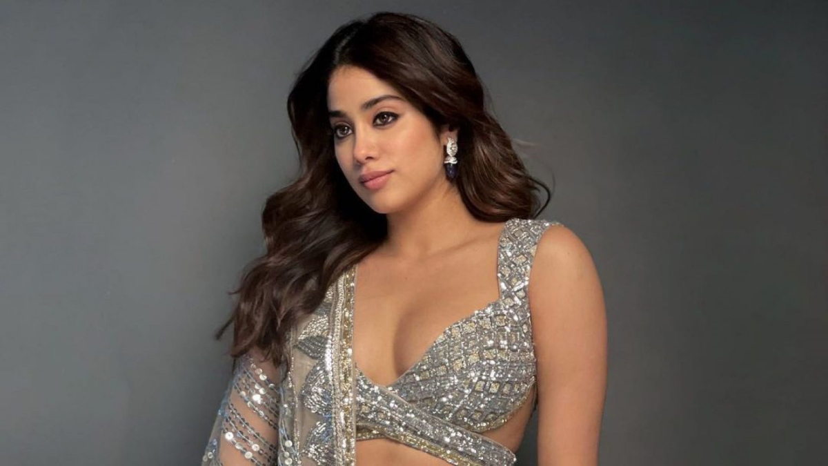 janhvi-kapoor-admits-learning-nothing-at-her-la-acting-school-reveals-i-actually-realised-i-am-not